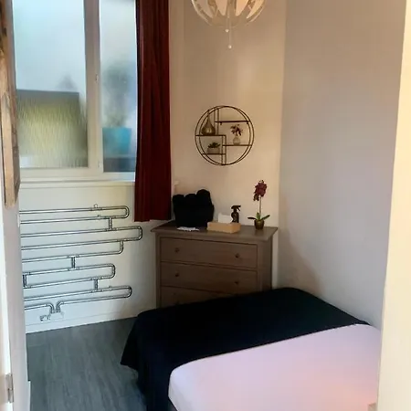 Apartment Sleep - Industrial Flat Citycenter *