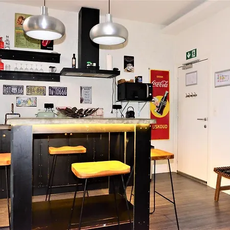 Apartment Sleep - Industrial Flat Citycenter *