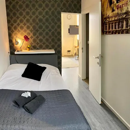 Apartment Sleep - Industrial Flat Citycenter *